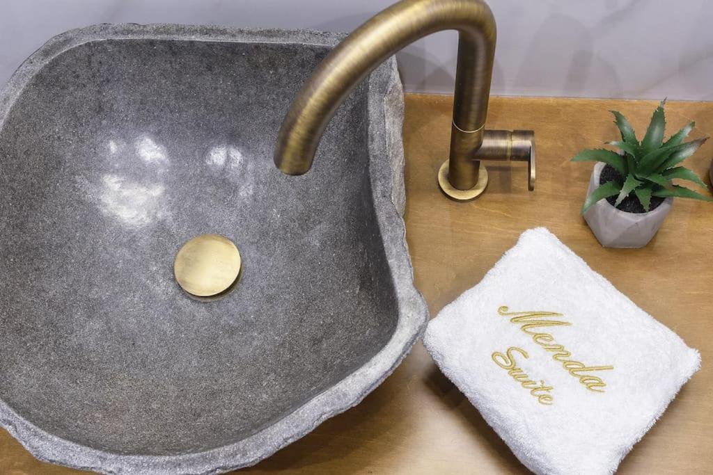 Menda Suite イラクリオン エクステリア 写真